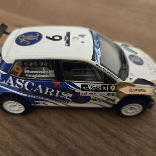 Scoda Fabia RS 1/43 model car, like new, missing roof flag and right mirror