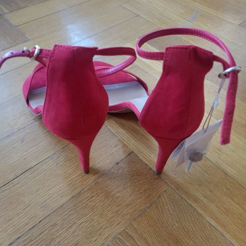 Stradivarius red women's sandals size 39, new