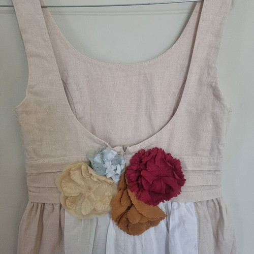 Madame Shoushou dress Small used, nude with floral detail