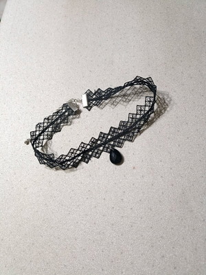 Lace choker black with teardrop and silver clasp new