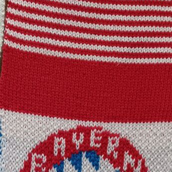 Bayern Munich knitted scarf new, white and red stripes, 70% wool