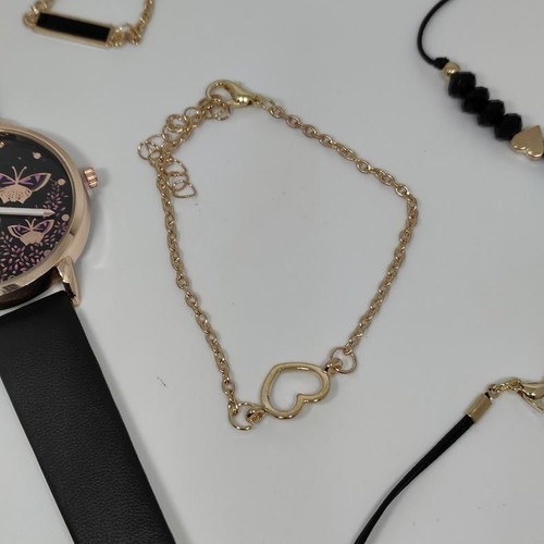 Women's watch set with butterflies and 5 matching bracelets new, black