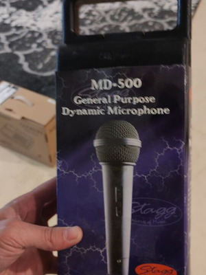 Stagg MD 500 dynamic microphone like new