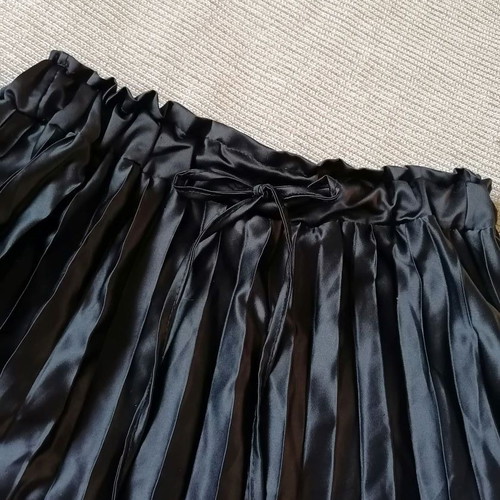 Celestino pleated maxi skirt one size new, black