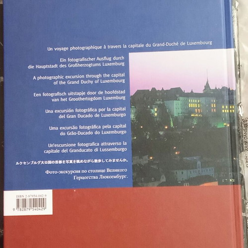 Luxembourg travel books used, 2 volumes, French
