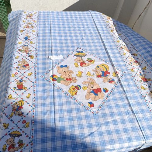 Fabrics used for patch work and crafts, all together