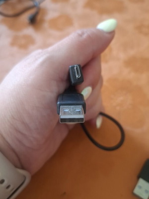 Various cables like new, set of 8