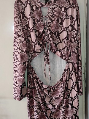 Snake print dress new, size XXL