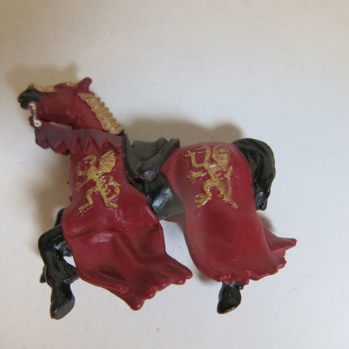 Animal figures used, set of 4 plastic horses by Papo and Safari Ltd
