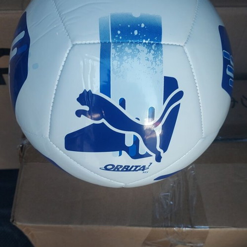 Pouma Nounou ball