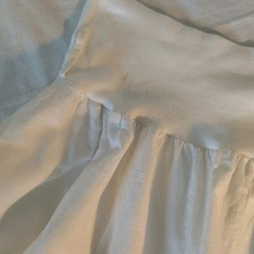 White midi fairy skirt like new with asymmetrical hem