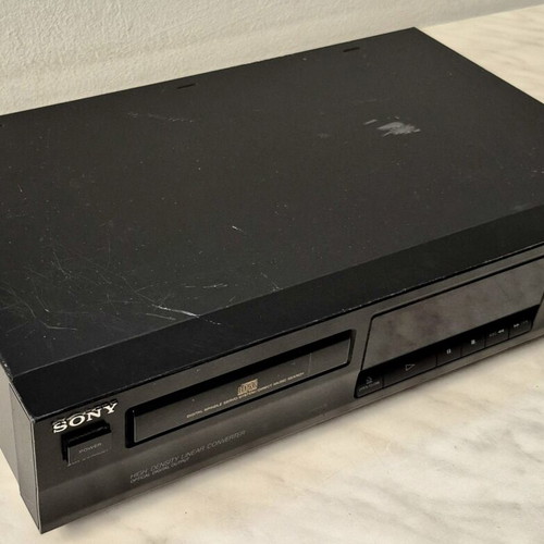 Sony CDP-315 CD player used with scratches and missing button