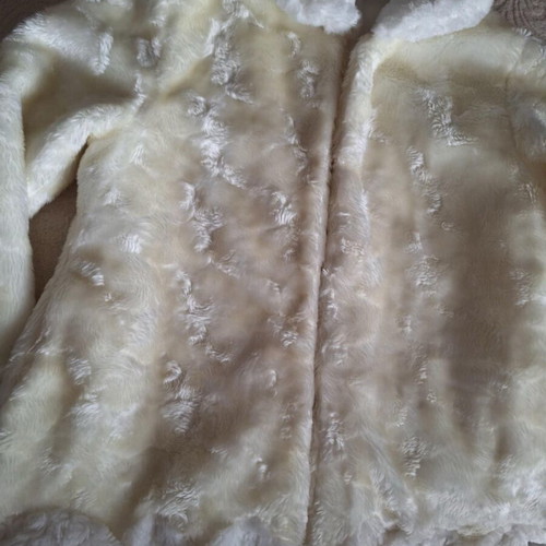 Women’s coat like new, white, 70cm long