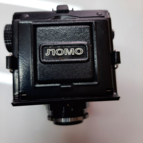 Vintage Lubitel 166B Lomo camera used with T-22 4.5/75 lens