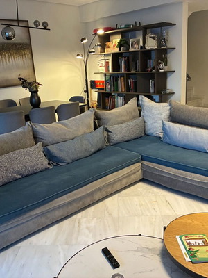 Pasha Corner Sofa like new, modern, 3.10 x 2.35 m, Homad