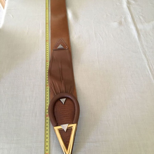 Vintage leather belt used, tan color, length 106 cm