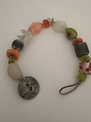 Bracelet with colorful summer stones and silver clasp like new