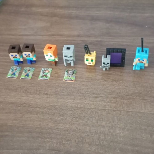 Minecraft Kinder Joy figures