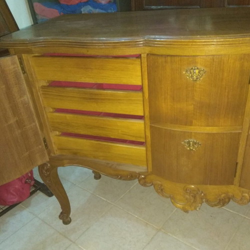 Buffet from 1950 like new with dimensions 1.48x0.49x0.98