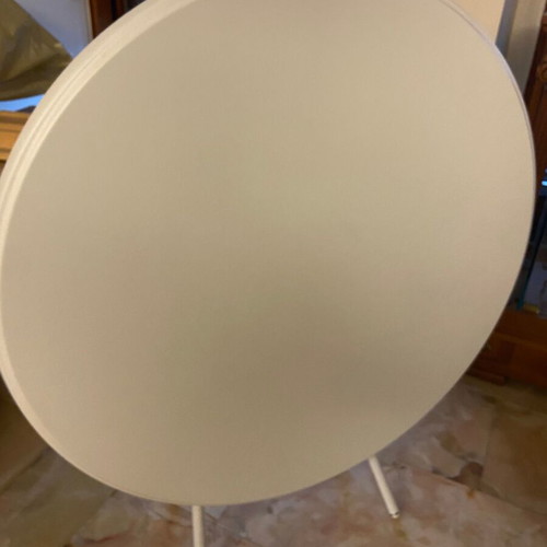Folding round table rotunda white used