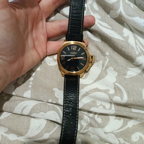 Oozoo Unisex Watch like new, black