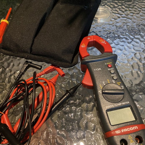 Digital clamp meter Facom 712A like new with case