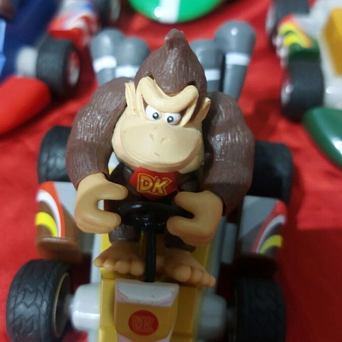 Super Mario Go-Karts pack of 4 figures like new