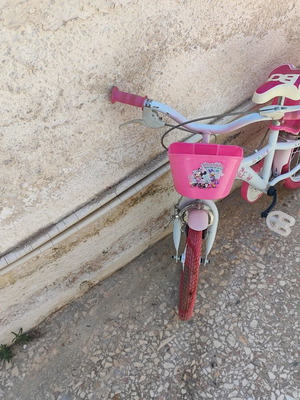 Παιδικό ποδήλατο Minnie Mouse μεταχειρισμένο με καλαθάκι και πίσω κάθισμα