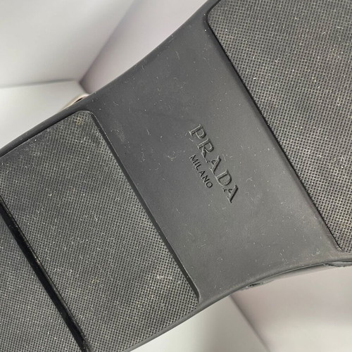 Prada men leather sandals like new, black, size 41
