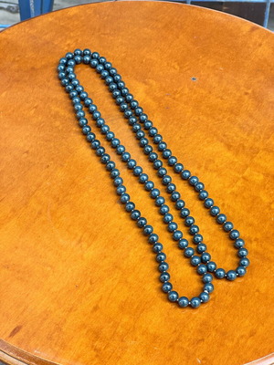 Vintage long blue necklace with round beads, used