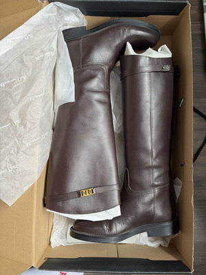 Massimo Dutti boots size 38 like new, brown