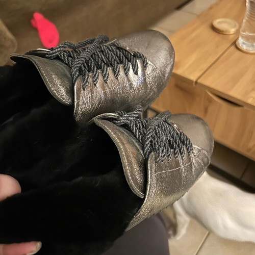 Women's shoes used, stylish with unique design, size 38