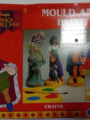 MB Notre Dame The Hunchback mould and paint 1996 new