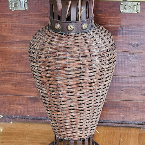 Floor vase 59 cm high in good condition