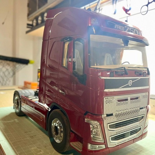 Volvo FH16 Remote Control Truck 1:14 Scale like new