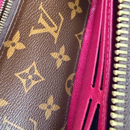 Louis Vuitton Clémence wallet used, monogram canvas with pink zipper
