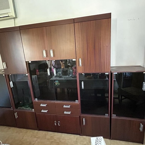 Living room showcase used, height 2m and length 3m