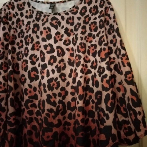 Emery Rose women's leopard print viscose tunic new, size XL