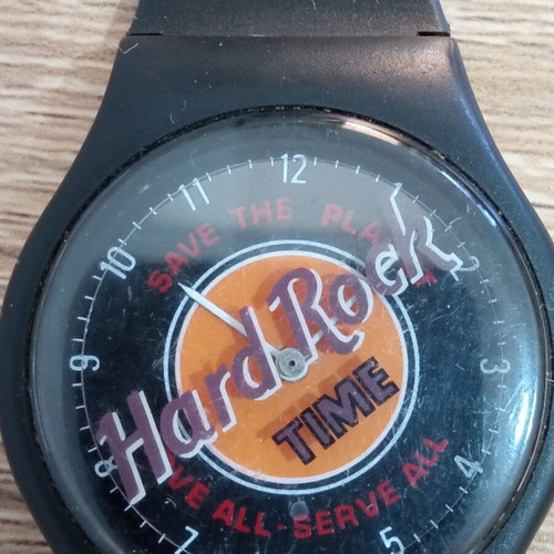 Hard Rock Cafe wristwatch used, black, missing clasp