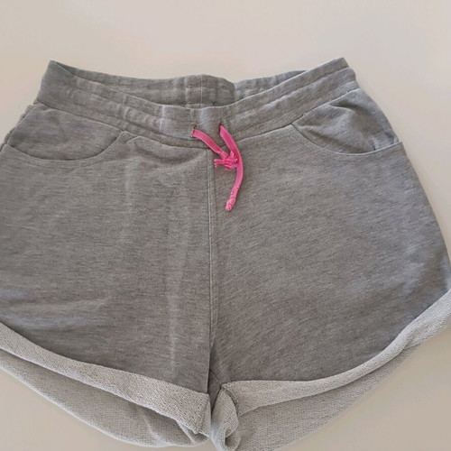 Zara Trafaluc shorts gray size S like new