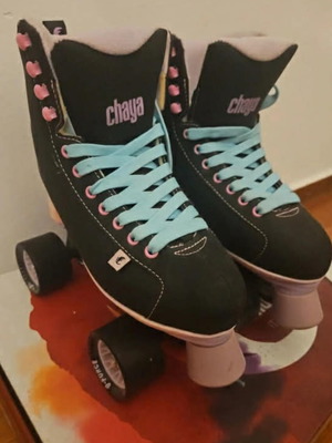Chaya Melrose Black/Pink roller skates new size 39 with box