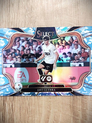 2025-26 Panini Select Winter Camo Javi Guerra Valencia card new