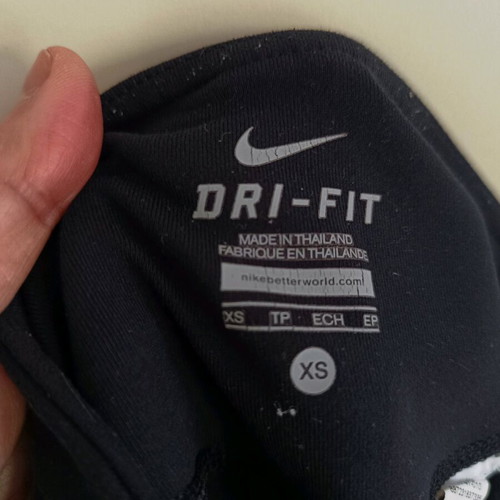 Nike Dri-Fit XS black capri leggings with internal pocket for tall