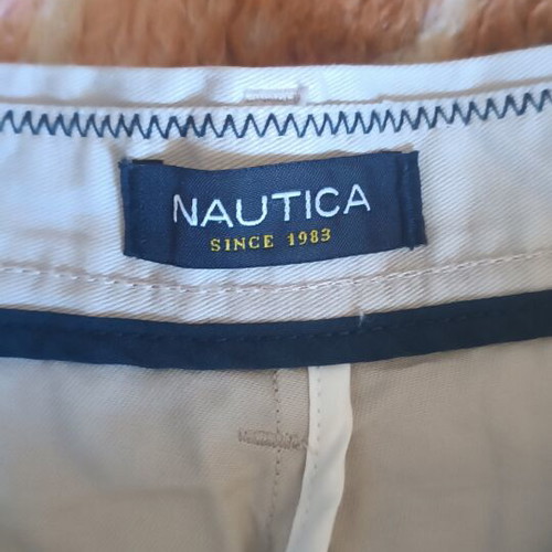 Nautica Bermuda shorts size XL/XXL like new, gray