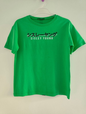 Sisley T-shirt for boys 7-8 years like new, green and black