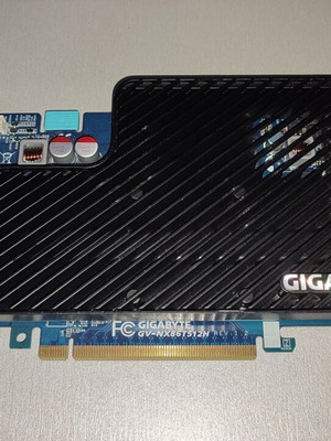 Nvidia GeForce 8600GT 512MB PCI-e Gigabyte graphics card used