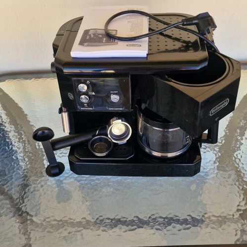 Delonghi coffee maker like new