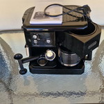 Delonghi coffee maker like new