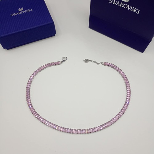 Swarovski necklace pink like new