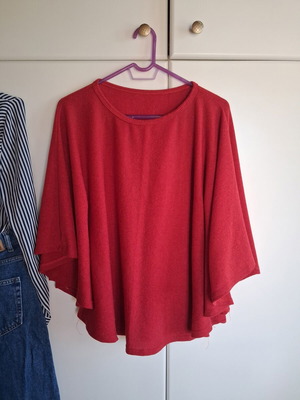 Red blouse with batwing sleeves like new